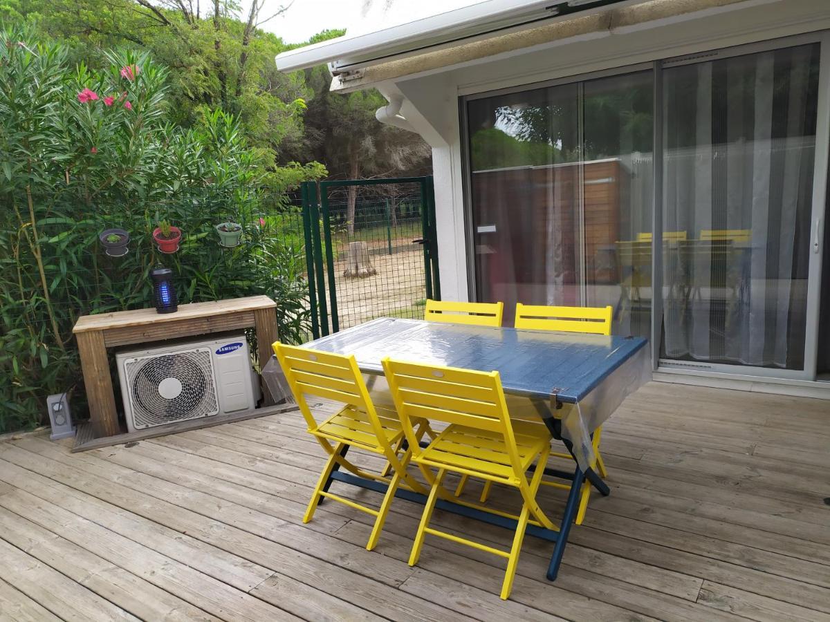 Beau Studio Avec Grande Terrasse ลา กร็องเดอ-ม็อต ภายนอก รูปภาพ