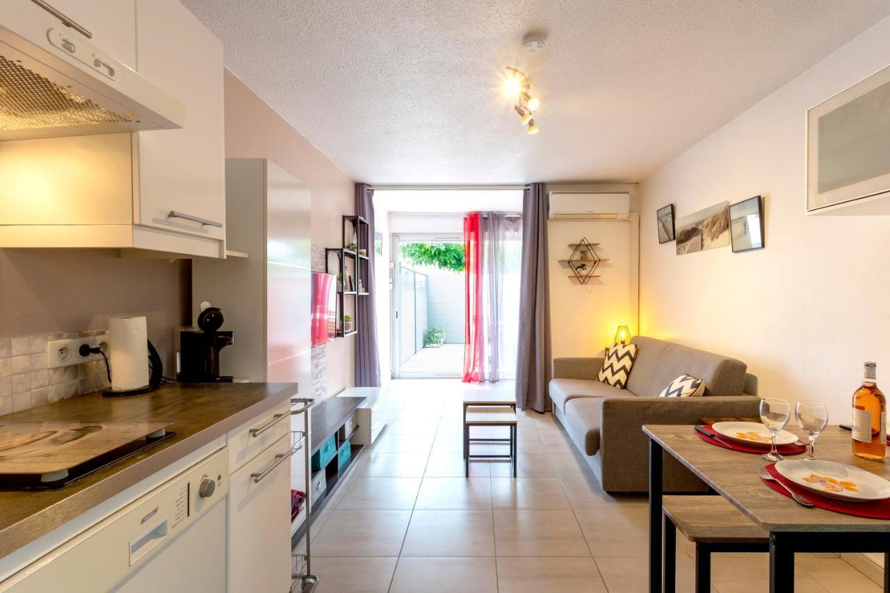 Beau Studio Avec Grande Terrasse ลา กร็องเดอ-ม็อต ภายนอก รูปภาพ